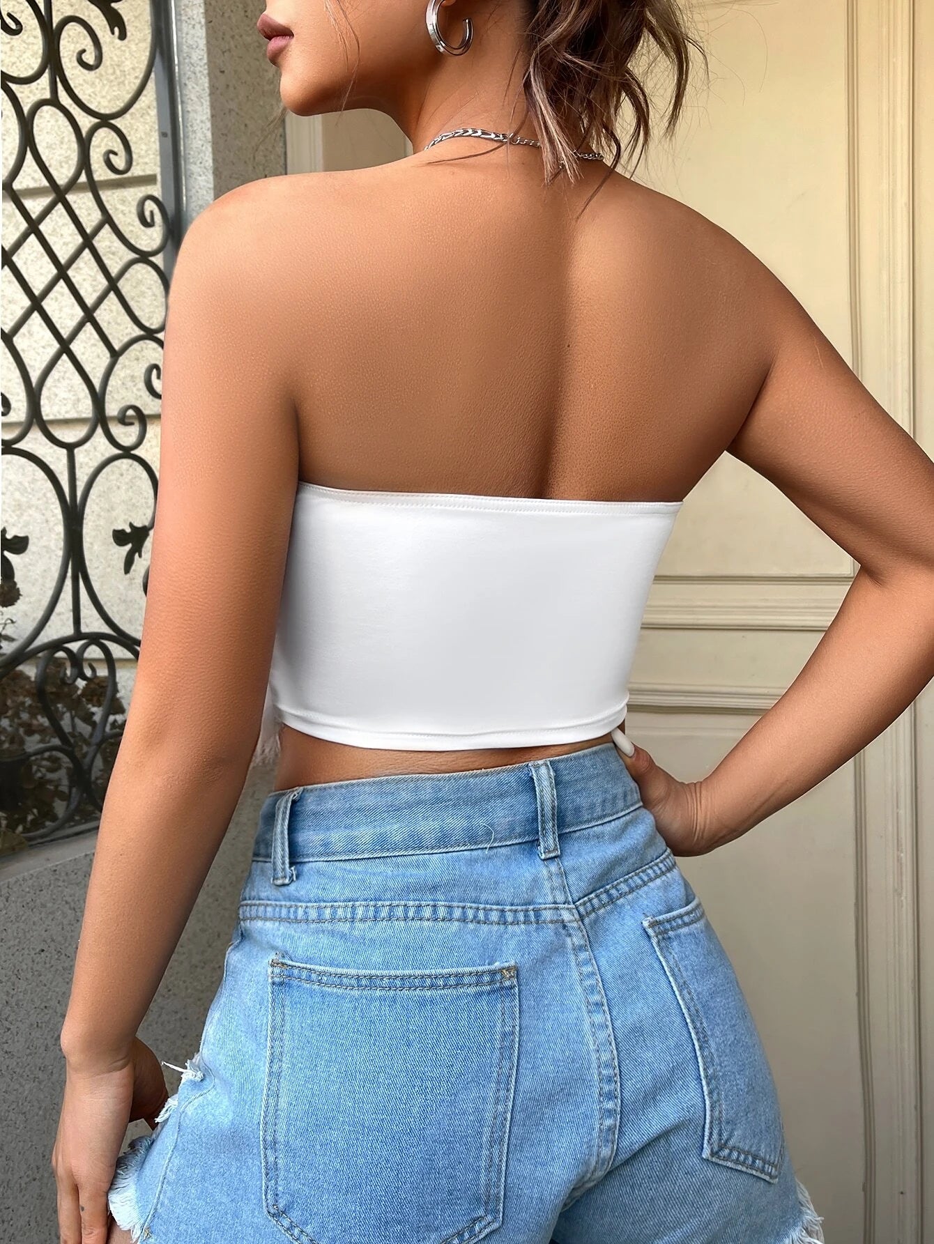 SHEIN - EZwear Top bandeau unicolor de peluche