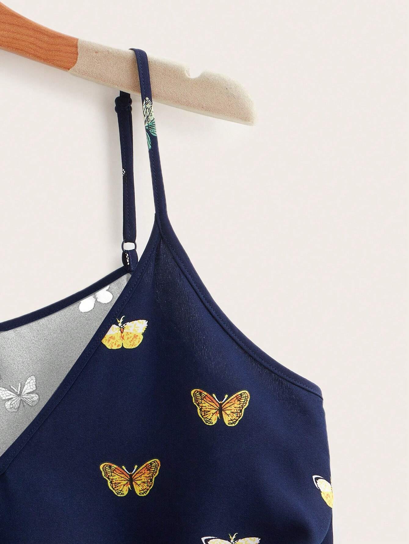 SHEIN VCAY Top Corto De Cami Con Estampado De Mariposas