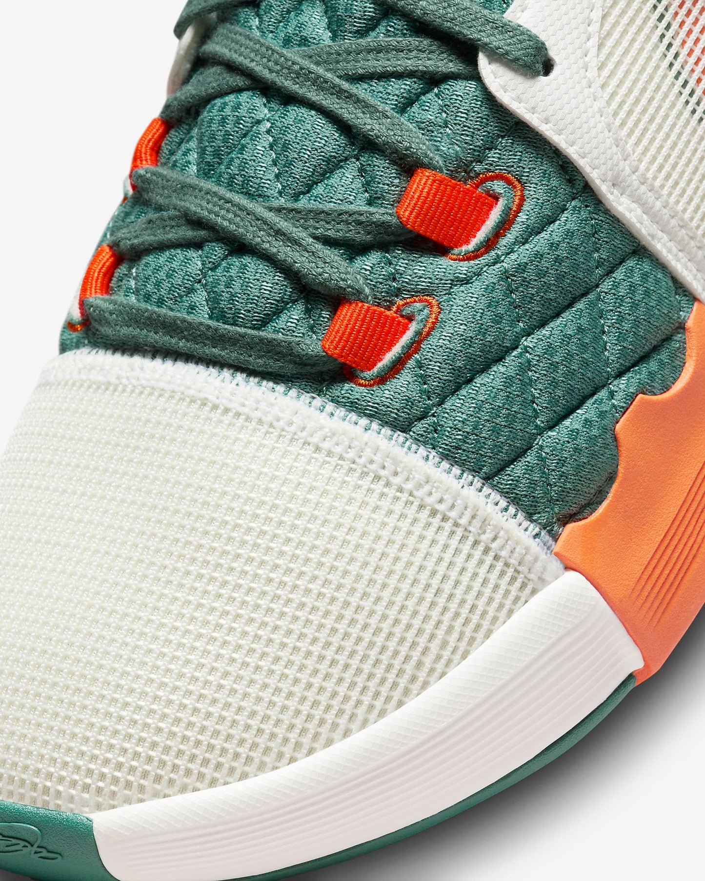 LeBron Witness 8