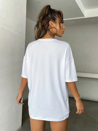 SHEIN EZwear Camiseta con gráfico de automóvil y letra