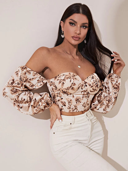 SHEIN Privé Top corto de hombros descubiertos con estampado floral